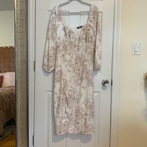 NWT size 16 White floral milkmaid dress from Missguided